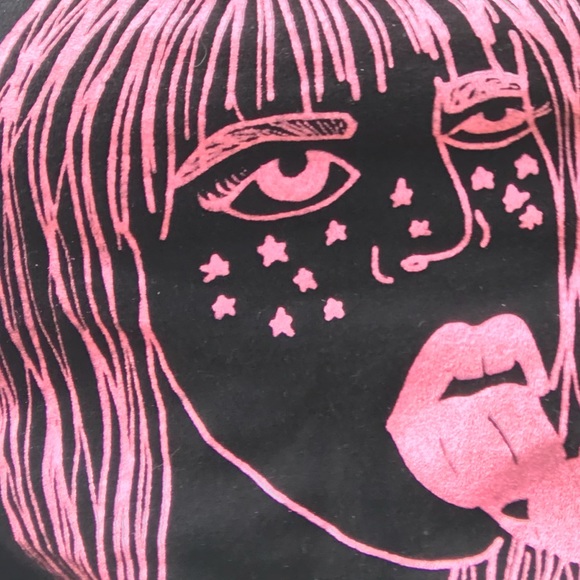 Meet your Posher, Eva - Picture 3 of 4